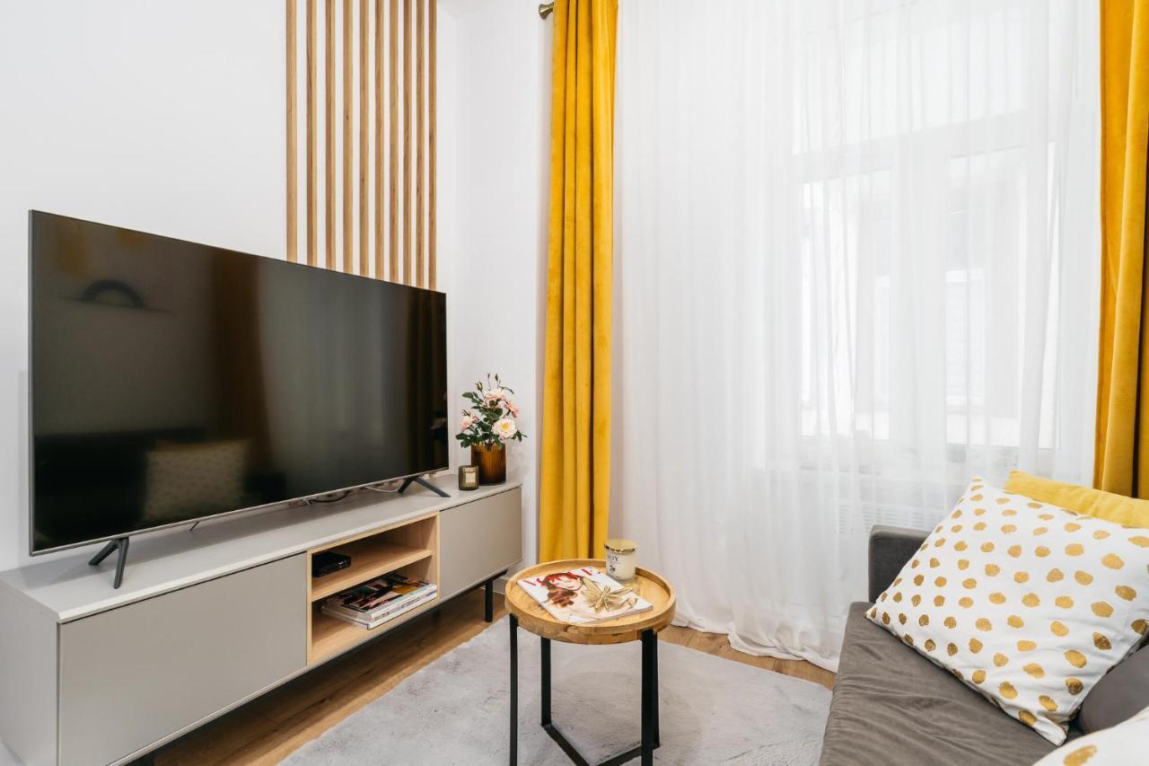 Apartament Orzeszkowa - Loftaffair クラクフ エクステリア 写真
